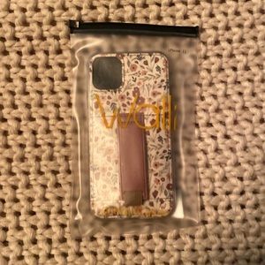 iPhone 11 Harvest Fields Walli Case
